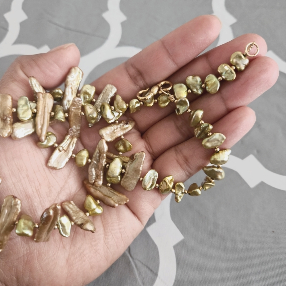 Pearl necklace